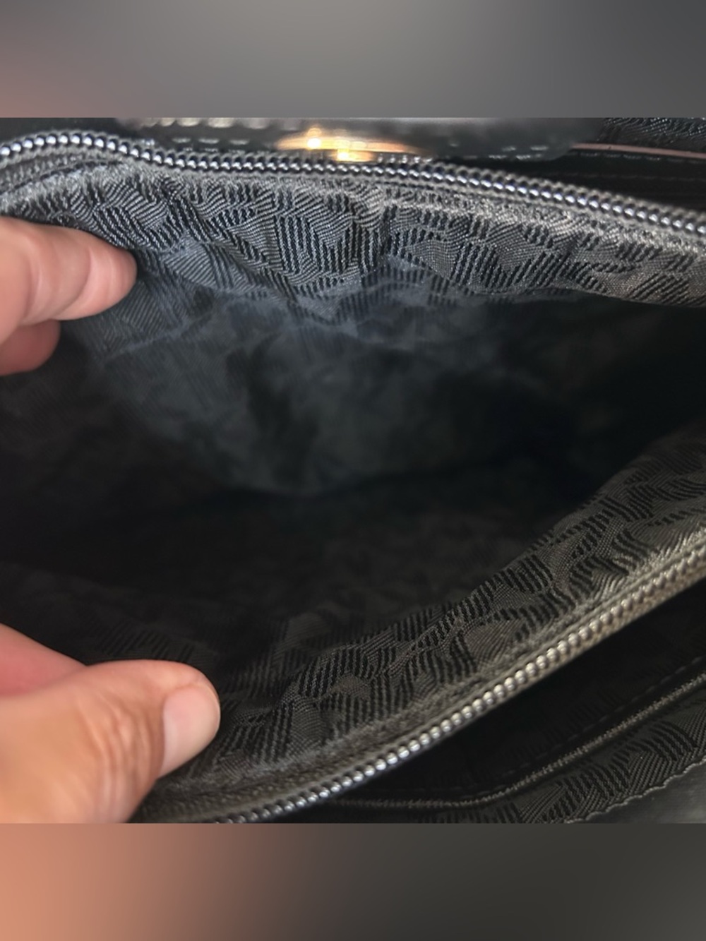 Michael Kors Hamilton Traveler Black Leather Top Zip MD Messenger tags attached - Picture 6 of 14